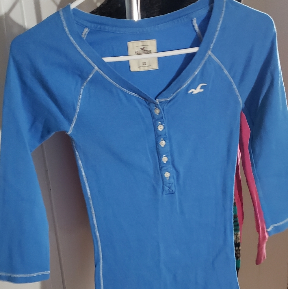 Hollister shirt